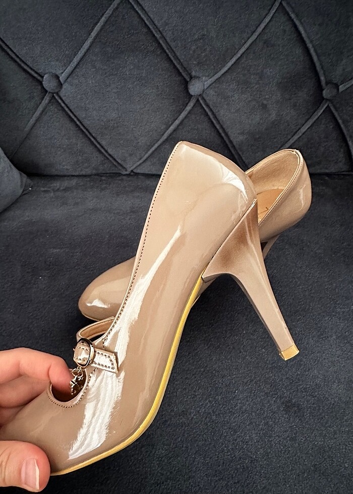 Topuklu ayakkabı - Görsel 5