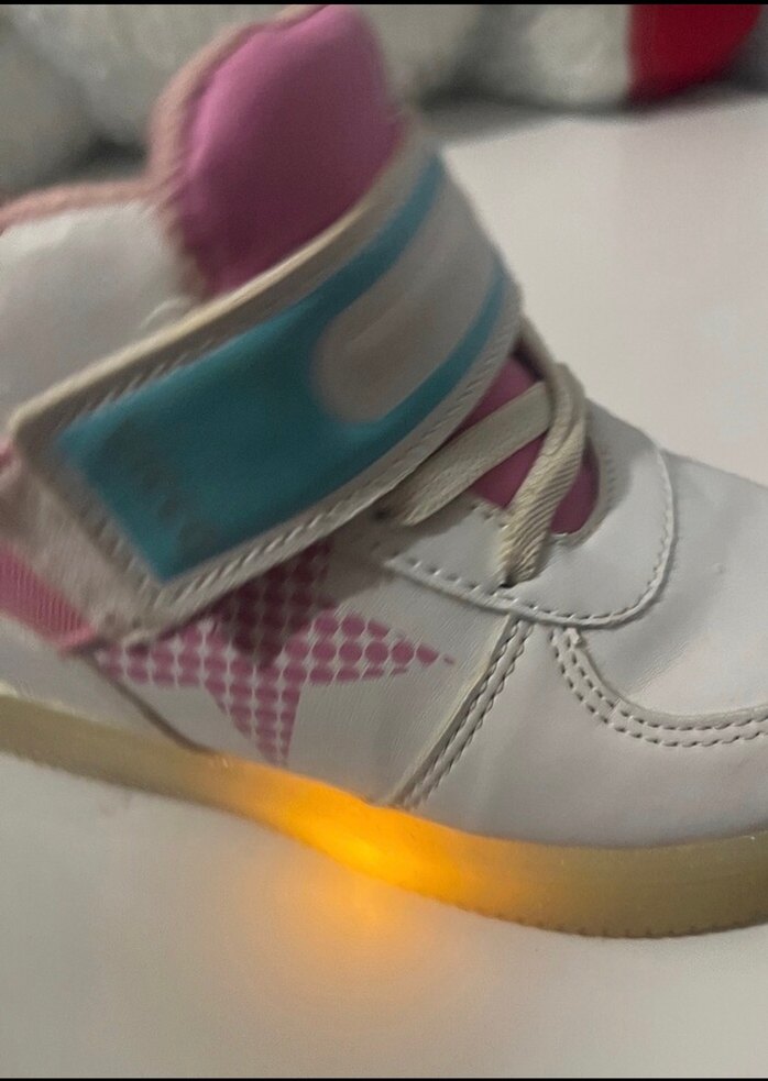 Vicco marka Kız Çocuk Beyaz Spor Ayakkabı Velcro Bantlı - Görsel 3