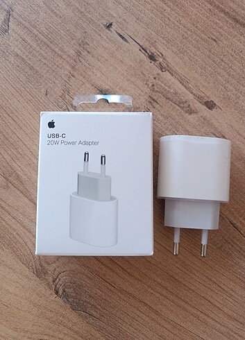 ORJİNAL İPHONE ADAPTOR 20 WATT