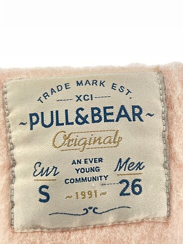 s Beden çeşitli Renk Pull and Bear Kaban %70 İndirimli.