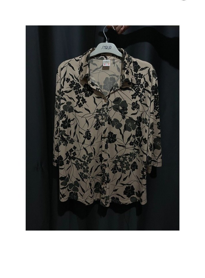 Siyah Çiçek Desenli Bej Uzun Kollu Gömlek - Görsel 4