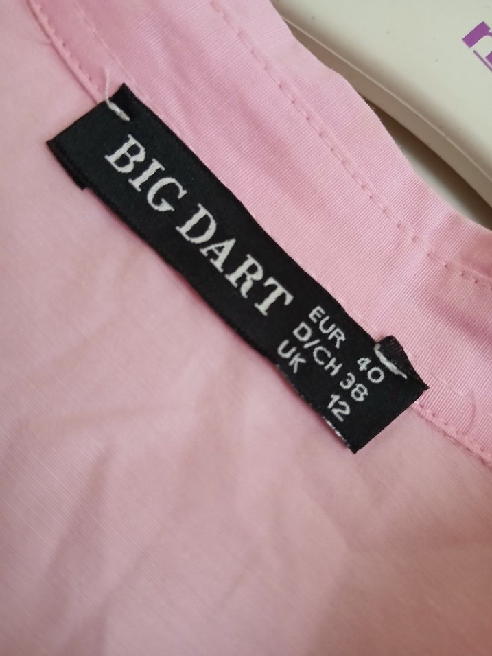 Pembe düğmeli uzun kollu kadın gömlek - Görsel 3