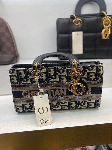 christian dior lady çanta