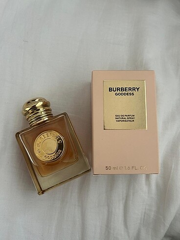 BURBERRY GODDESS