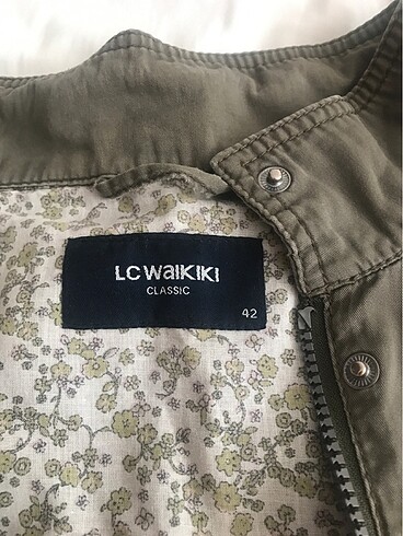 LC Waikiki Yeşil baharlık trençkot