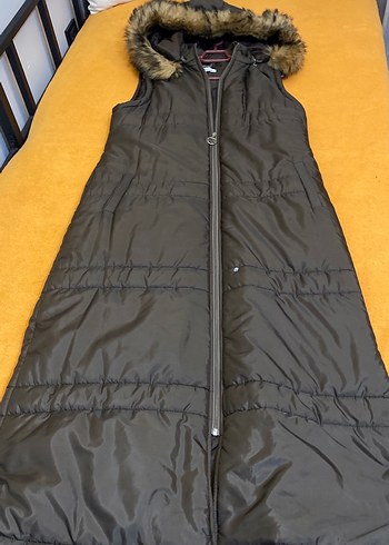 Kürk Detaylı Kahverengi Midi Sokak Stili Mont - Görsel 4