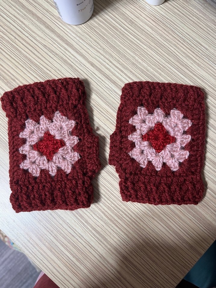 Bordo Örgü Bohem Kadın Eldiveni - Görsel 2