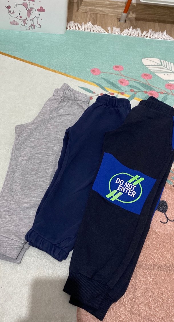 Gri Baskılı Erkek Çocuk Pamuklu Rahat Pantolon - Görsel 2