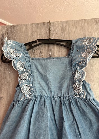 4 Yaş Beden mavi Renk Nakışlı Fırfırlı Kız Çocuk Kot Elbise