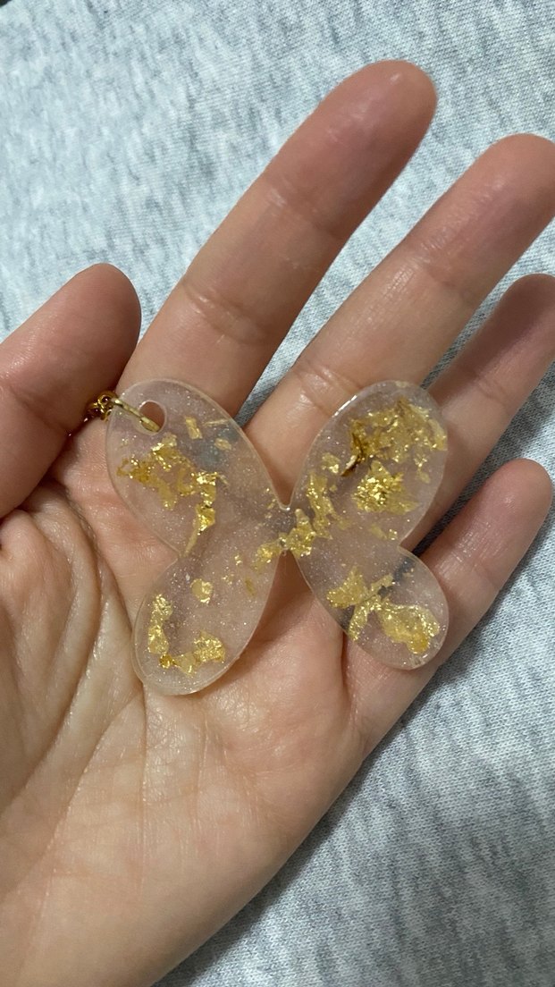 Altın epoksi kelebek anahtarlık - Görsel 3