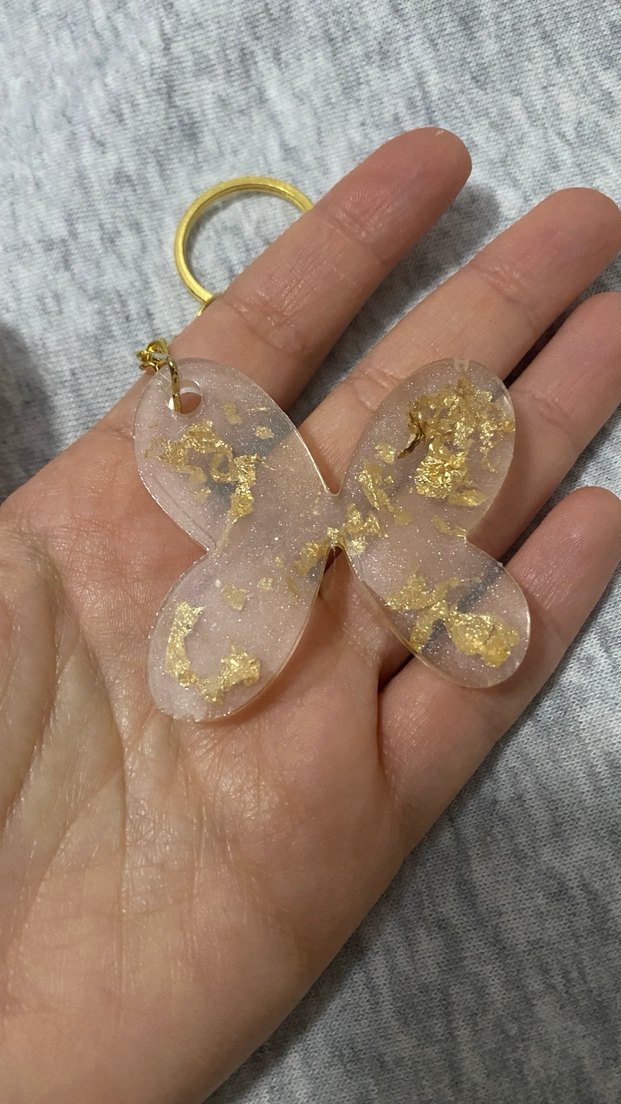 Altın epoksi kelebek anahtarlık - Görsel 2