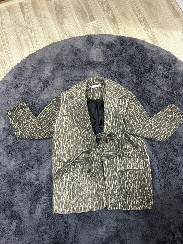 Leopar Desenli Kadın Uzun Gri Kaban, ceket - Görsel 2