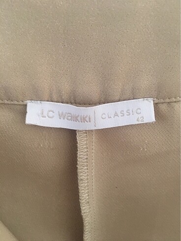 42 Beden Lc Waikiki kumaş pantolon