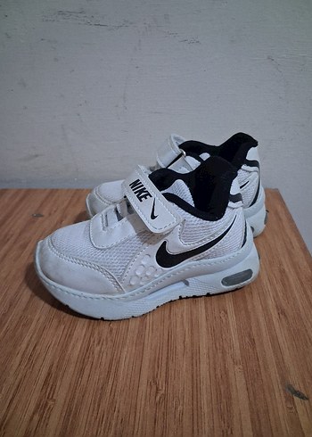 Nike Nike Erkek Çocuk Beyaz Spor Ayakkabı