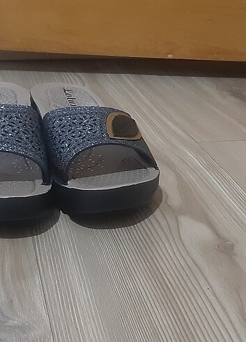 40 Beden siyah Renk Terlik