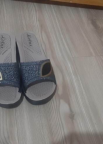 Diğer Terlik