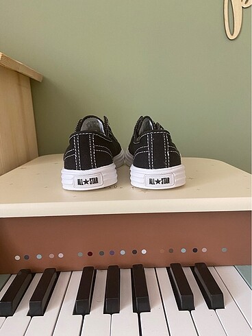 31 Beden Sıfır converse