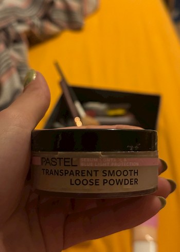 Pastel Transparan Pürüzsüz Pudra