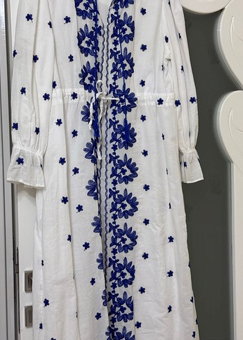 Nakışlı Beyaz Bohem Uzun Elbise - Görsel 2