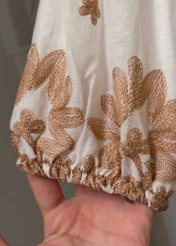 Bohem Nakışlı Uzun Beyaz Elbise - Görsel 2