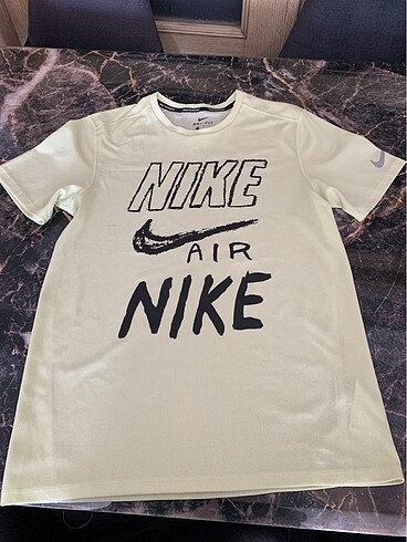 Şarj orijinal Nike s beden t shirt