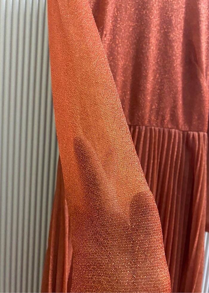 Twist simli kumaş turuncu elbise - Görsel 4