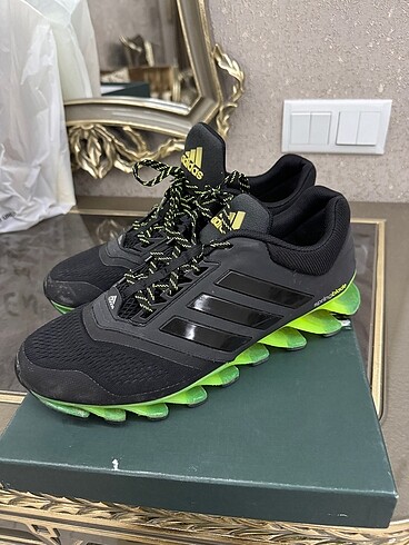 Adidas springblade koşu ayakkabısı