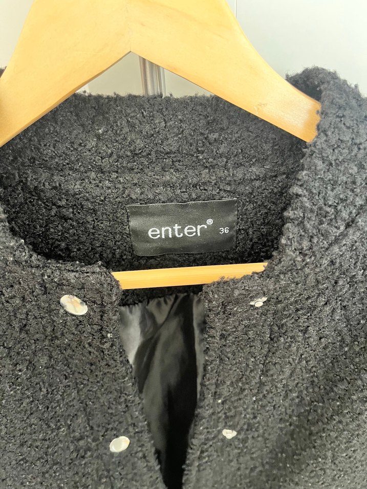 Siyah Düğmeli Midi Kadın Yün Ceket - Görsel 3