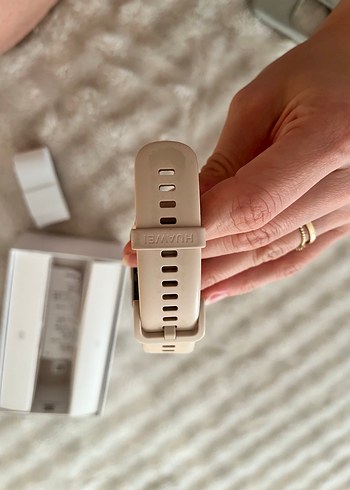 Bej Renkli Akıllı Saat - Görsel 3