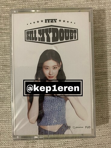 Itzy Chaeryeong Kaset