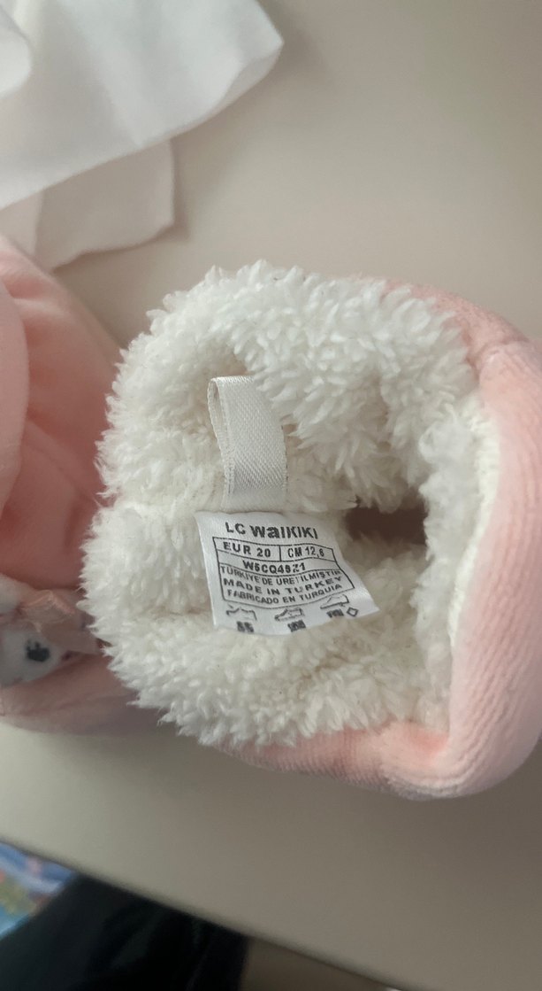 Waikiki Kız Bebek Pembe Kürklü Ev Patiği - Görsel 4