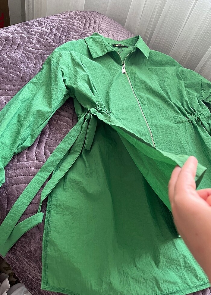 Beli büzgülü trenç yağmurluk - Görsel 2