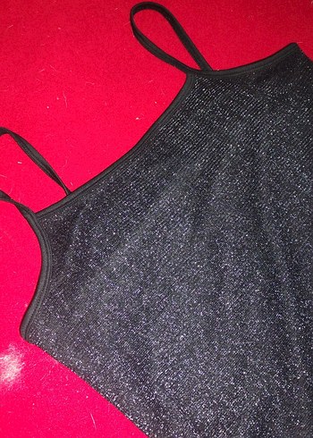 Siyah Parlak İnce Askılı Kadın Atlet - Görsel 2