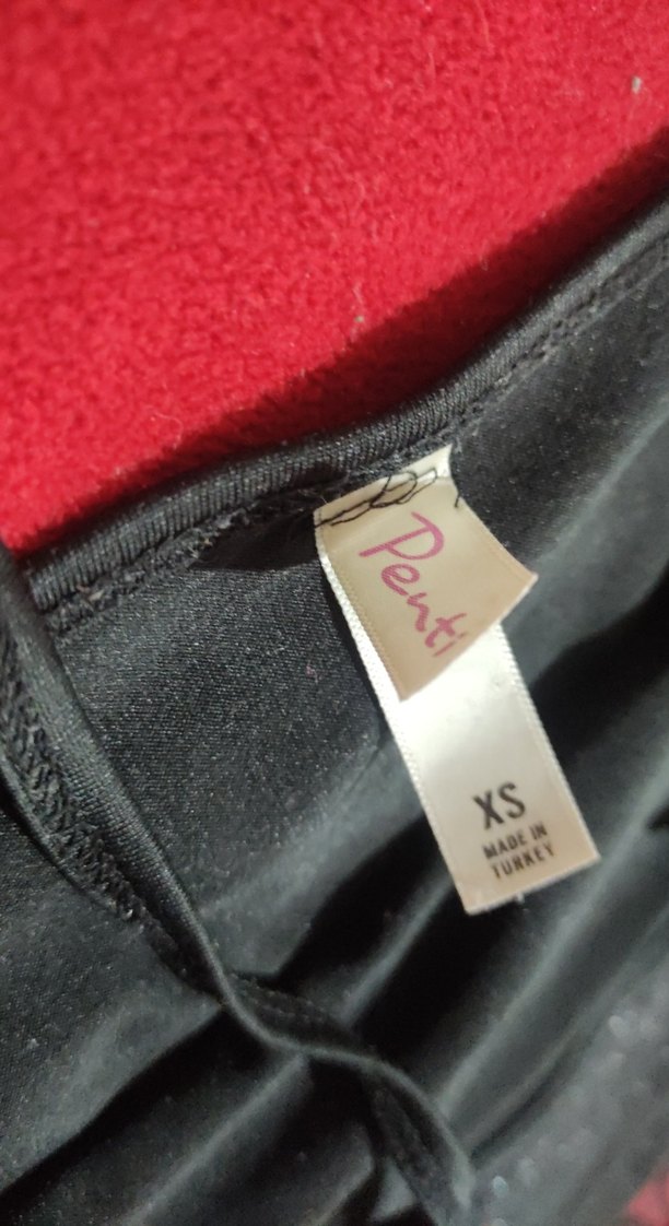 Siyah Parlak İnce Askılı Kadın Atlet - Görsel 3