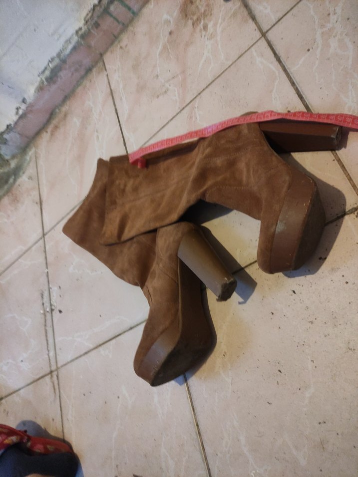 Kadın Kahverengi Süet Platform Topuklu Çizme - Görsel 4