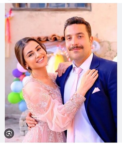Nişan elbisesi