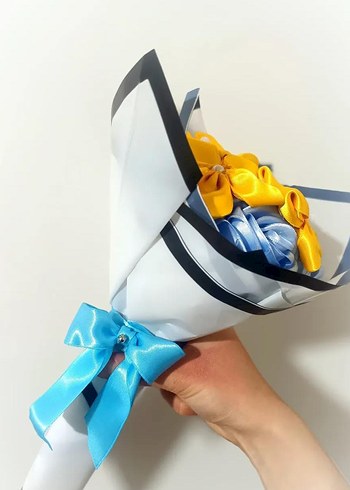 Sarı_ Mavi kurdele buket - Görsel 2