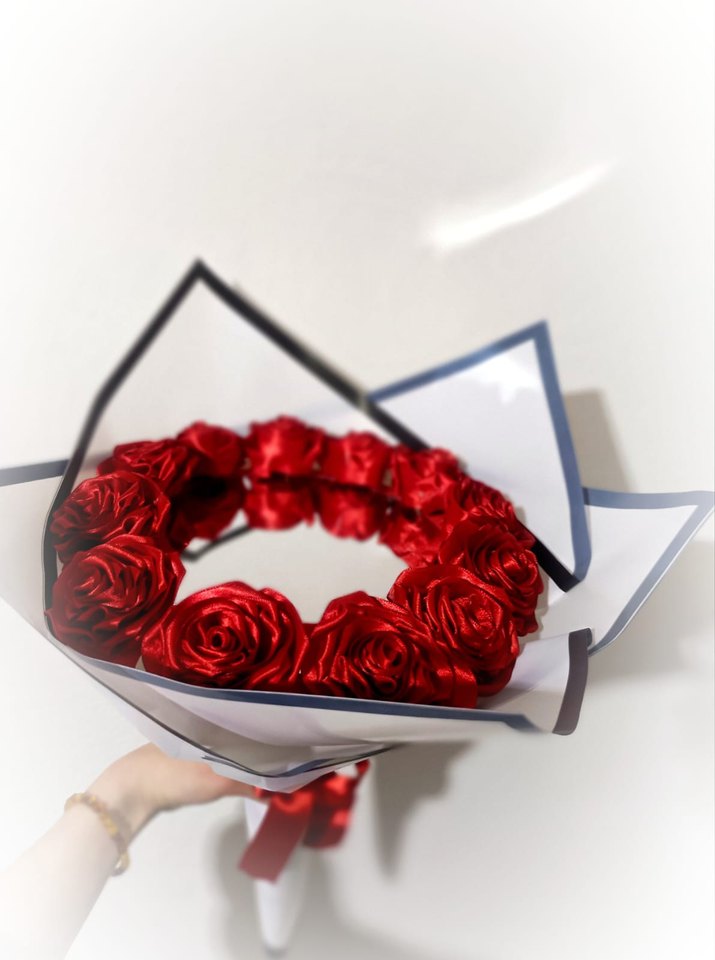 Kırmızı Saten Aynalı - Görsel 2