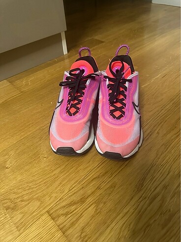 40,5 Beden Nike Air max spor ayakkabısı