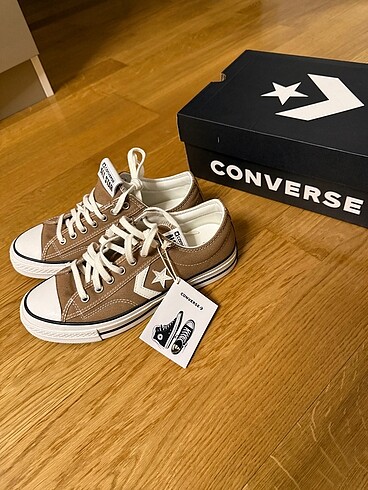 Converse spor ayakkabısı