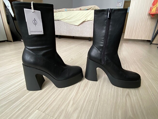 39 Beden Stradivarius bratz bot