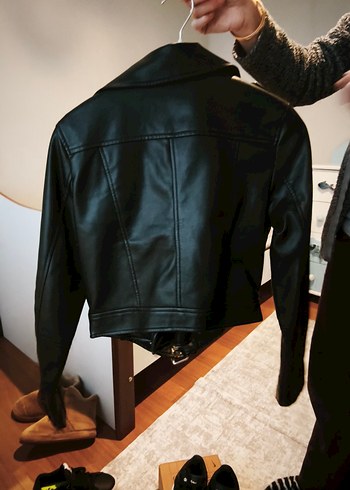 Kısa Siyah Deri Biker Ceket - Görsel 3