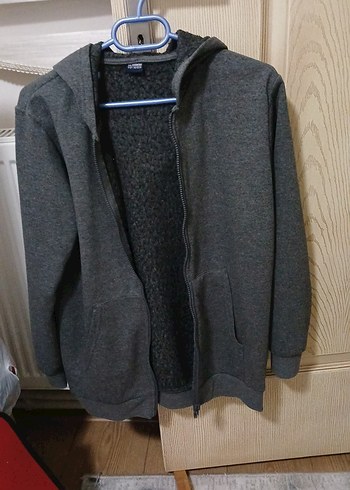 erkek çocuk fermuarlı kapişonlu sweat