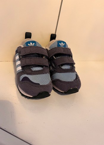 Adidas ilkadım ayakkabısı