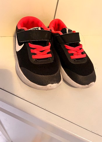 Nıke kız çocuk spor ayakkabı