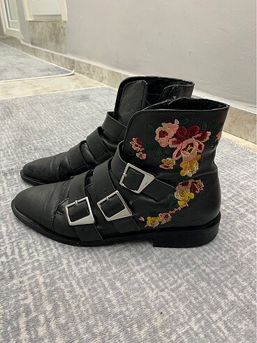 Zara bot