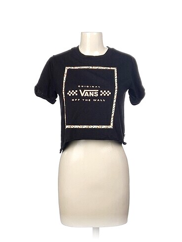 Diğer T-shirt %70 İndirimli.