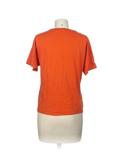 m Beden LC Waikiki T-shirt %70 İndirimli.