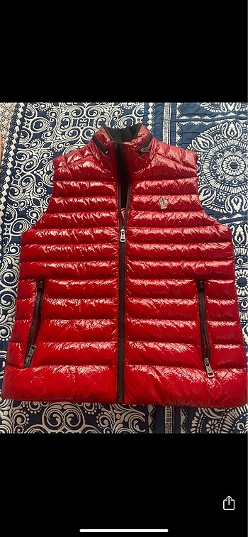 Moncler kırmızı yelek