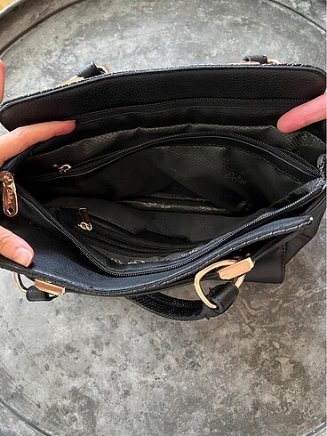Siyah Kol Çantası - Görsel 6